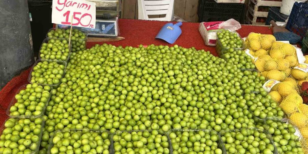 Fiyatı 200 TL’ye kadar geriledi: Pazarda en çok tercih edilen meyve oldu 4